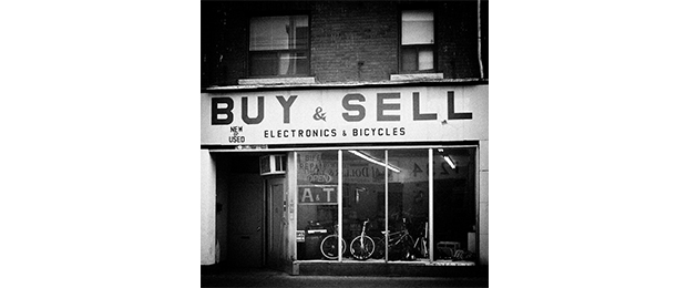 store with buy sell sign